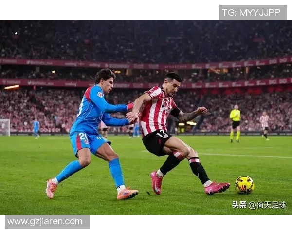 意甲激战：巴黎圣日耳曼点球大战险胜巴萨全场沸腾解析