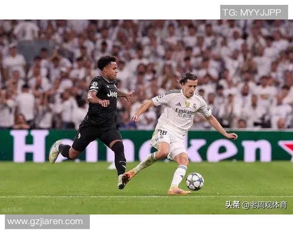 欧冠经典对决:尤文图斯逆转皇马神扑瞬间成比赛转折点分析 欧冠经典对决:尤文图斯逆转皇马神扑瞬间成比赛转折点分析