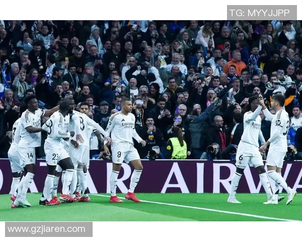 中超精彩对决阿森纳与皇马激战成和补时进球引发全场狂欢 中超精彩对决阿森纳与皇马激战成和补时进球引发全场狂欢