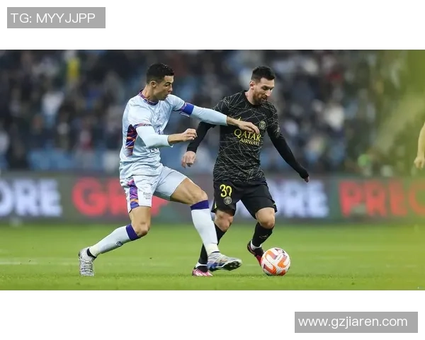 国王杯激战AC米兰与尤文图斯战成平局逆转瞬间点燃全场激情 国王杯激战AC米兰与尤文图斯战成平局逆转瞬间点燃全场激情