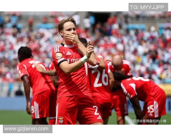 中超精彩对决AC米兰逆转热刺6比2绝杀瞬间引发全场狂欢分析