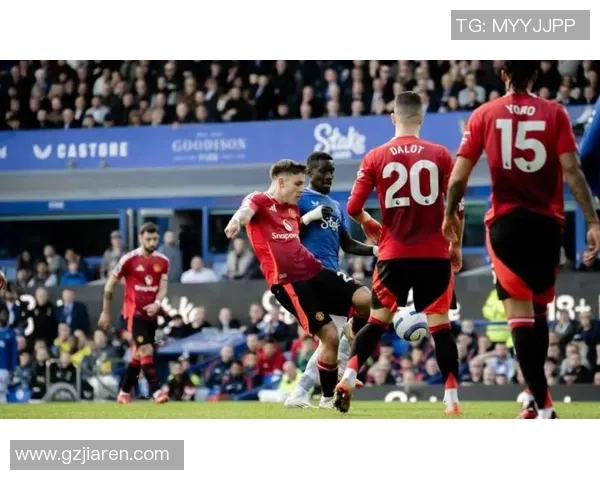 欧联杯激战莱比锡3-0曼联乌龙球引发争议判罚全场沸腾